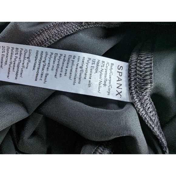 Spanx Faux Leather Camo Leggings Size Small Matte Black Camo S Power Waistband - Picture 6 of 6